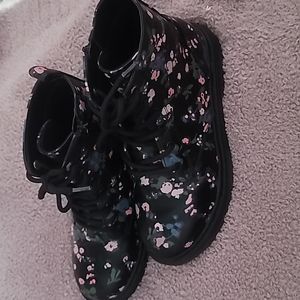 Girl's Size 4 Floral Combat Boots